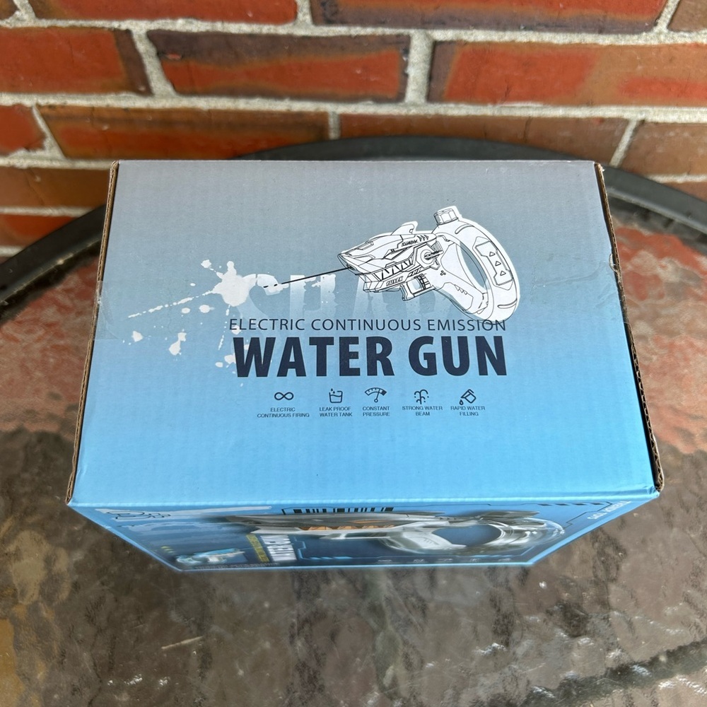 ✨BNWT - Electric Shark Shape Water Guns for Kids - Blue✨ - Picture 9 of 11